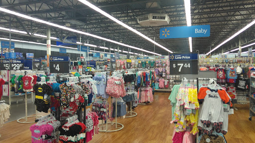 Department Store «Walmart Supercenter», reviews and photos, 415 Industrial Ave, Grinnell, IA 50112, USA