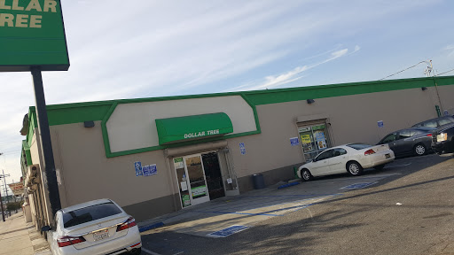 Dollar Store «Dollar Tree», reviews and photos, 1119 W Pacific Coast Hwy, Wilmington, CA 90744, USA