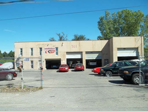 Auto Repair Shop «EZ Auto Repair & Service», reviews and photos, 768 Rose Ave, Columbus, OH 43219, USA