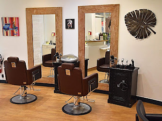 Salon de coiffure GOMINA
