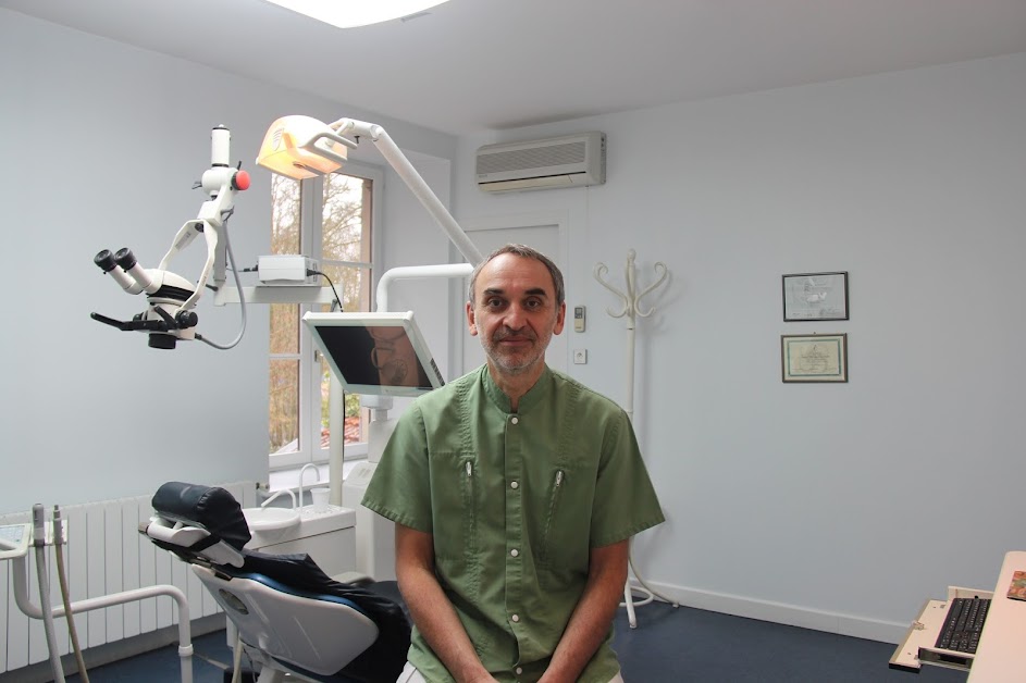 Docteur Thomas Philippe Chirurgien Dentiste à Contrexéville (Vosges 88)