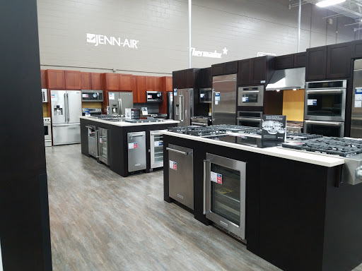 Electronics Store «Best Buy», reviews and photos, 5651 S Service Rd, St Peters, MO 63376, USA