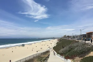 Avenue H Beach Lifeguard Tower image