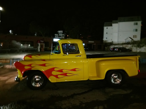 Car Wash «Q-Tipp Treatment - Touchless 24hr Car Wash», reviews and photos, 461 Watertown Ave, Waterbury, CT 06708, USA