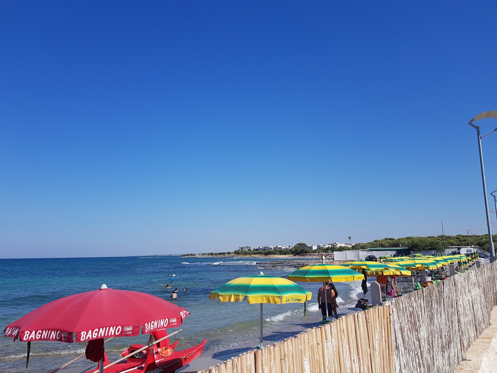 Fotografie cu Spiaggia di Specchiolla zonă de stațiune de pe plajă