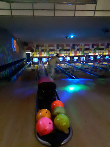 Bowling Alley «Bowling Center», reviews and photos, 3250 N Church St, Rocky Mount, NC 27804, USA