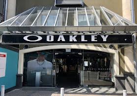 Oakley Queenstown