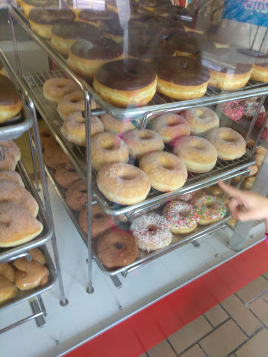 Donut Shop «Rainbow Donuts», reviews and photos, 1432 S Azusa Ave, West Covina, CA 91791, USA