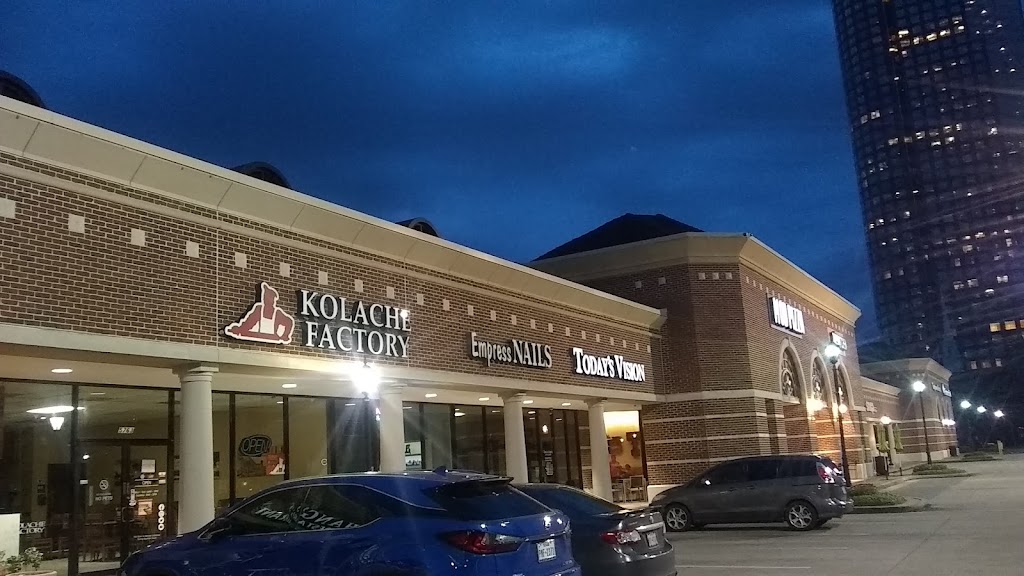 Chang's Chinese Restaurant 77057