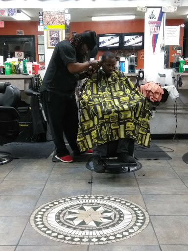 Barber Shop «D Line Barber Shop», reviews and photos, 7337 Aloma Ave, Winter Park, FL 32792, USA