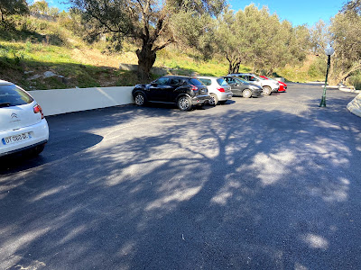 Parking du hameau de Pozzu à Brando