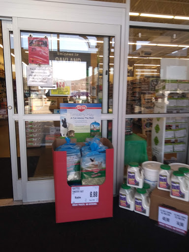 Pet Supply Store «Pet Supplies Plus», reviews and photos, 350 Ramapo Valley Rd #28, Oakland, NJ 07436, USA