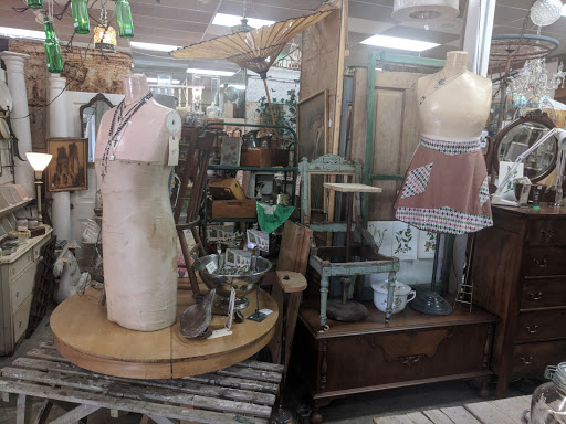 Antique Store «Shop 501 & Company», reviews and photos, 3235 Chaska Blvd, Chaska, MN 55318, USA