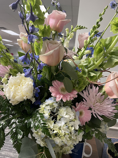 Florist «The Best Little Flower Shop In Roswell», reviews and photos, 10800 Alpharetta Hwy #228, Roswell, GA 30076, USA
