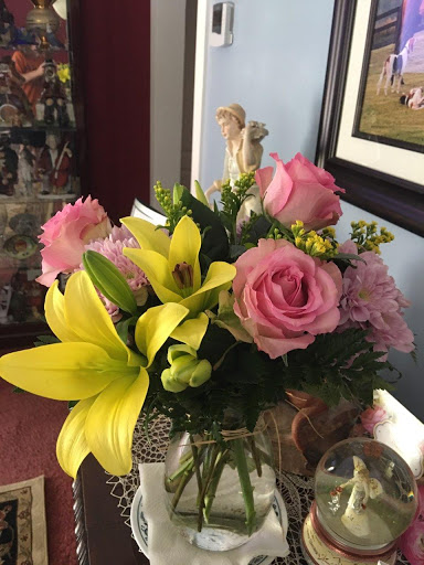 Florist «Forget Me Not Flowers & Gifts», reviews and photos, 423 Crain Hwy S, Glen Burnie, MD 21061, USA