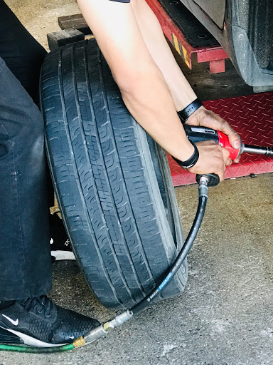 Tire Shop «Discount Tire Store», reviews and photos, 8550 N MacArthur Blvd, Irving, TX 75063, USA