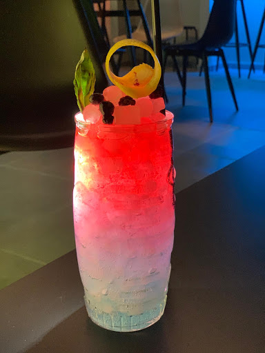 Black Moon Cocktail Bar