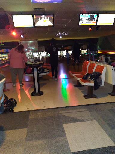 Bowling Alley «Clearview Lanes», reviews and photos, 1990 W Main St, Mount Joy, PA 17552, USA