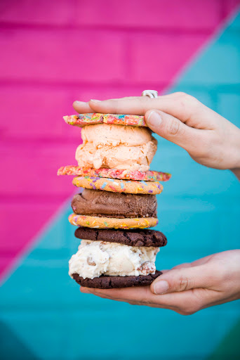 Ice Cream Shop «Coolhaus», reviews and photos, 59 E Colorado Blvd, Pasadena, CA 91103, USA