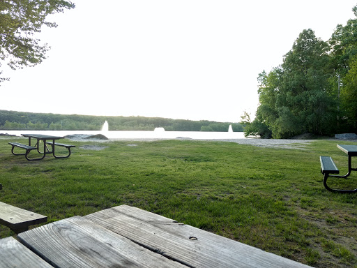 Memorial Park «Governor John Notte Memorial Park», reviews and photos, 1801 Douglas Ave, North Providence, RI 02904, USA