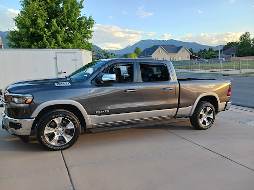 Dodge Dealer «Young Chrysler Jeep Dodge Ram», reviews and photos, 536 North 550 East, Morgan, UT 84050, USA