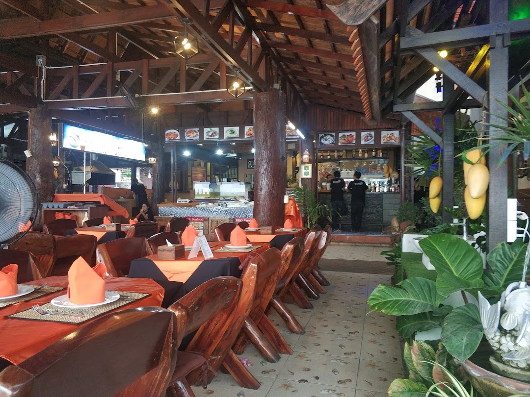 Blue Dolphin Restaurant And Bar