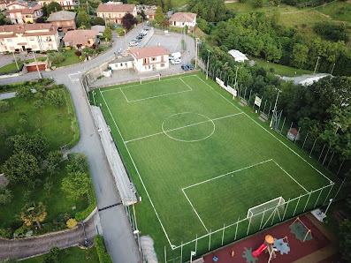 Campo Sportivo - U.S.Viadanica Via Valmaggiore, 2/b, 24060 Viadanica BG, Italia