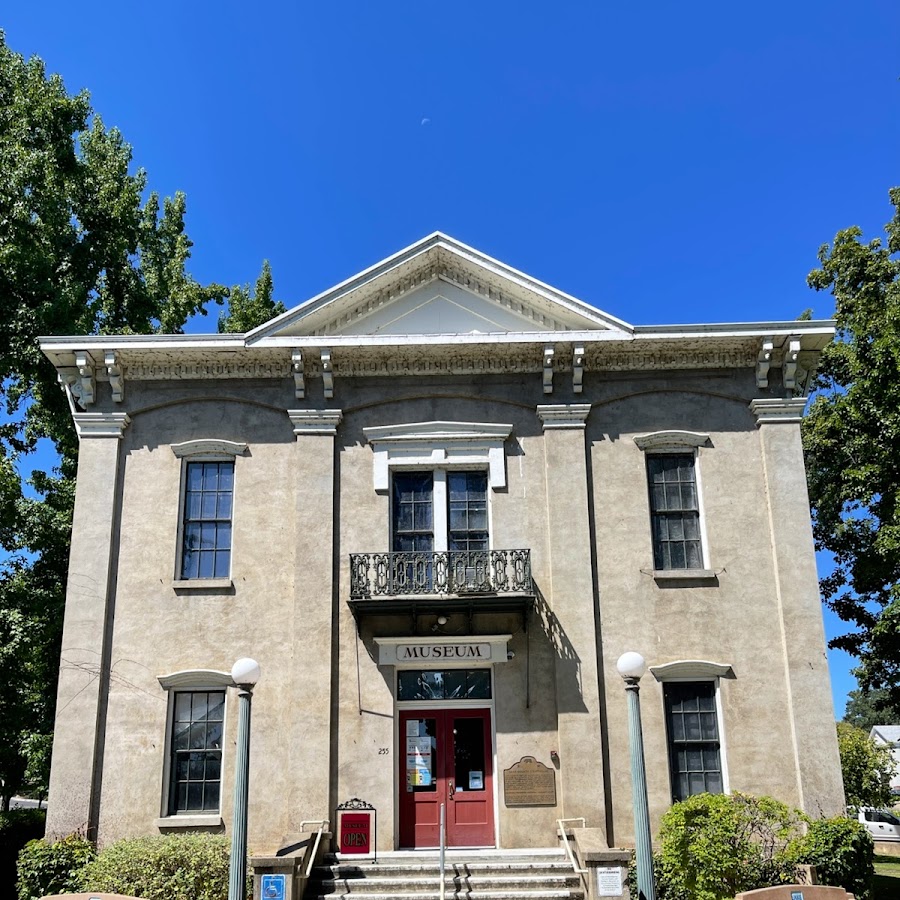 Historic Courthouse Museum