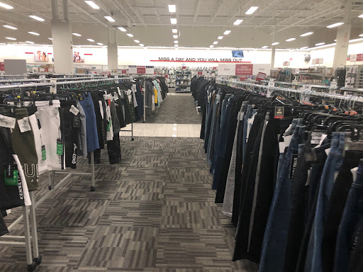 Clothing Store «Burlington Coat Factory», reviews and photos, 2661 MacArthur Rd, Whitehall, PA 18052, USA