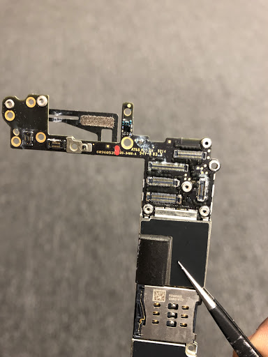 Electronics Repair Shop «Fixtronics - Cell Phone & Electronics Repair», reviews and photos, 1908 E Belt Line Rd, Carrollton, TX 75006, USA