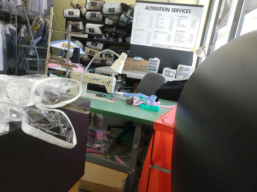 Dry Cleaner «ZIPS Dry Cleaners», reviews and photos, 11200 Scaggsville Rd, Fulton, MD 20759, USA