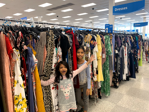 Clothing Store «Ross Dress for Less», reviews and photos, 15301 Manchester Rd, Ballwin, MO 63011, USA