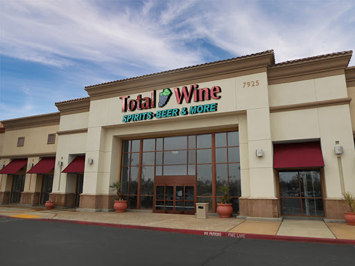 Wine Store «Total Wine & More», reviews and photos, 7925 N Blackstone Ave, Fresno, CA 93720, USA