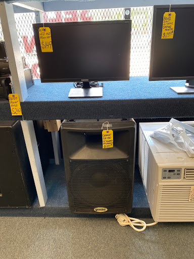 Pawn Shop «Liberty Pawn Inc», reviews and photos, 368 Newtown Rd, Virginia Beach, VA 23462, USA