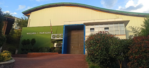 Mallabia I.Pilotaleku en Mallabia, Vizcaya