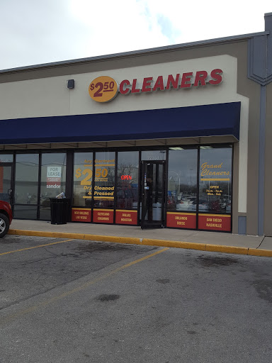 Dry Cleaner «$2.25 Grand Cleaners», reviews and photos, 7235 N Keystone Ave, Indianapolis, IN 46240, USA