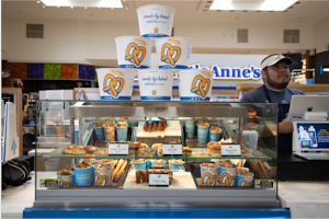 Auntie Anne's image