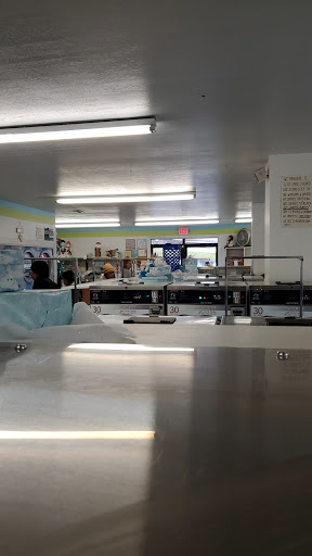 Car Wash «Splash & Dash Car Wash & Coin Laundromat», reviews and photos, 7770 Cincinnati Dayton Rd, West Chester Township, OH 45069, USA