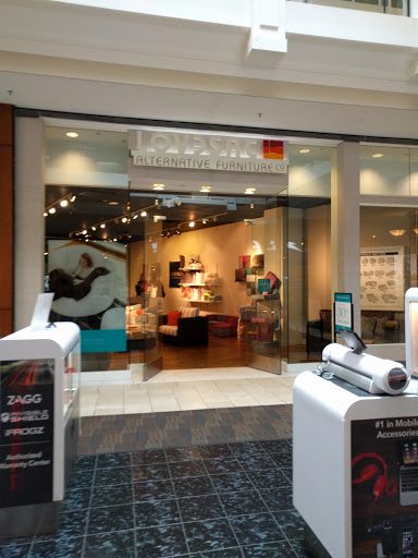 Lovesac, 1500 Polaris Pkwy, Columbus, OH 43240, USA, 