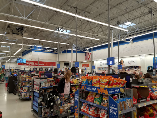 Discount Store «Walmart», reviews and photos, 2140 Bloomingdale Ave, Valrico, FL 33596, USA