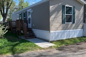 TOWN & COUNTRY MOBILE HOME COURT image