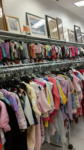 Thrift Store «Goodwill», reviews and photos, 1600 Valley W Dr, West Des Moines, IA 50265, USA