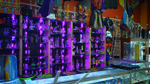 Vaporizer Store «Wildtree Smoke Shop», reviews and photos, 47056 Dequindre Rd, Shelby Charter Township, MI 48317, USA