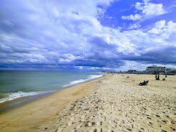 Hampton beach'in fotoğrafı düz ve uzun ile birlikte