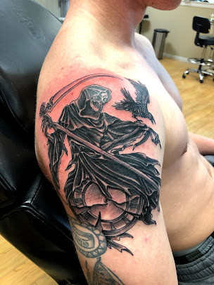 Dark Lotus Tattoo & Salon