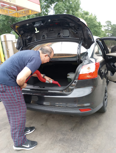 Hall's Carwash en Lilburn