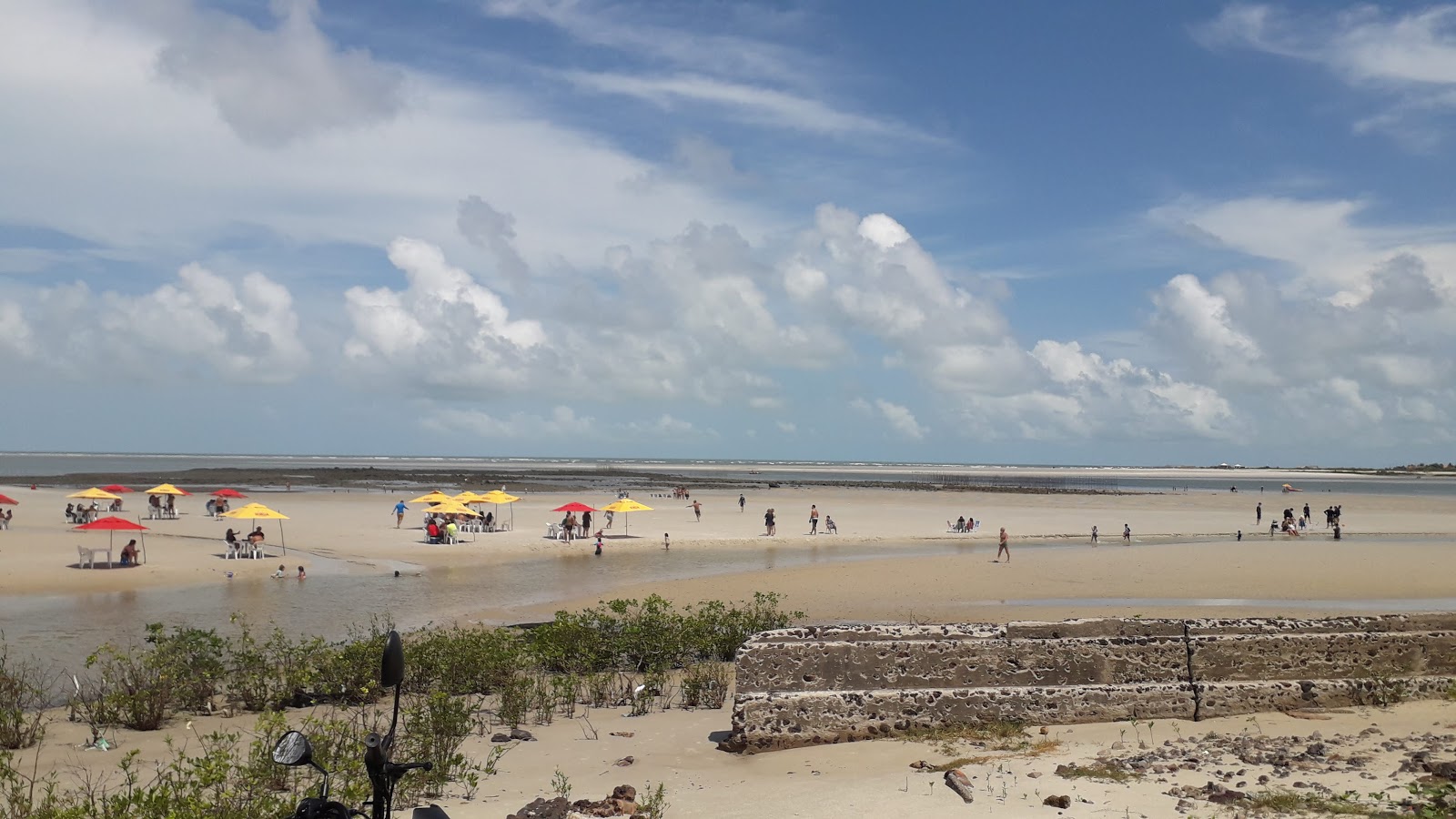 Foto de Praia do Macarico - recomendado para viajantes em família com crianças