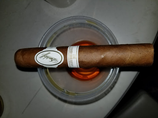 Tobacco Shop «Up Down Cigar», reviews and photos, 1550 N Wells St, Chicago, IL 60610, USA