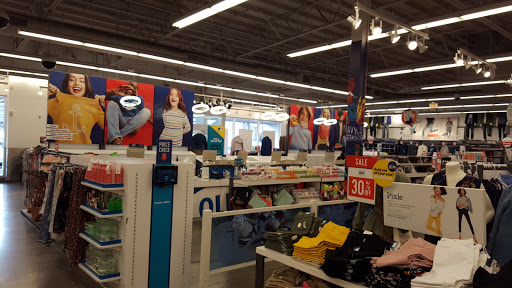Clothing Store «Old Navy», reviews and photos, 747 NW 12th St, Gresham, OR 97030, USA