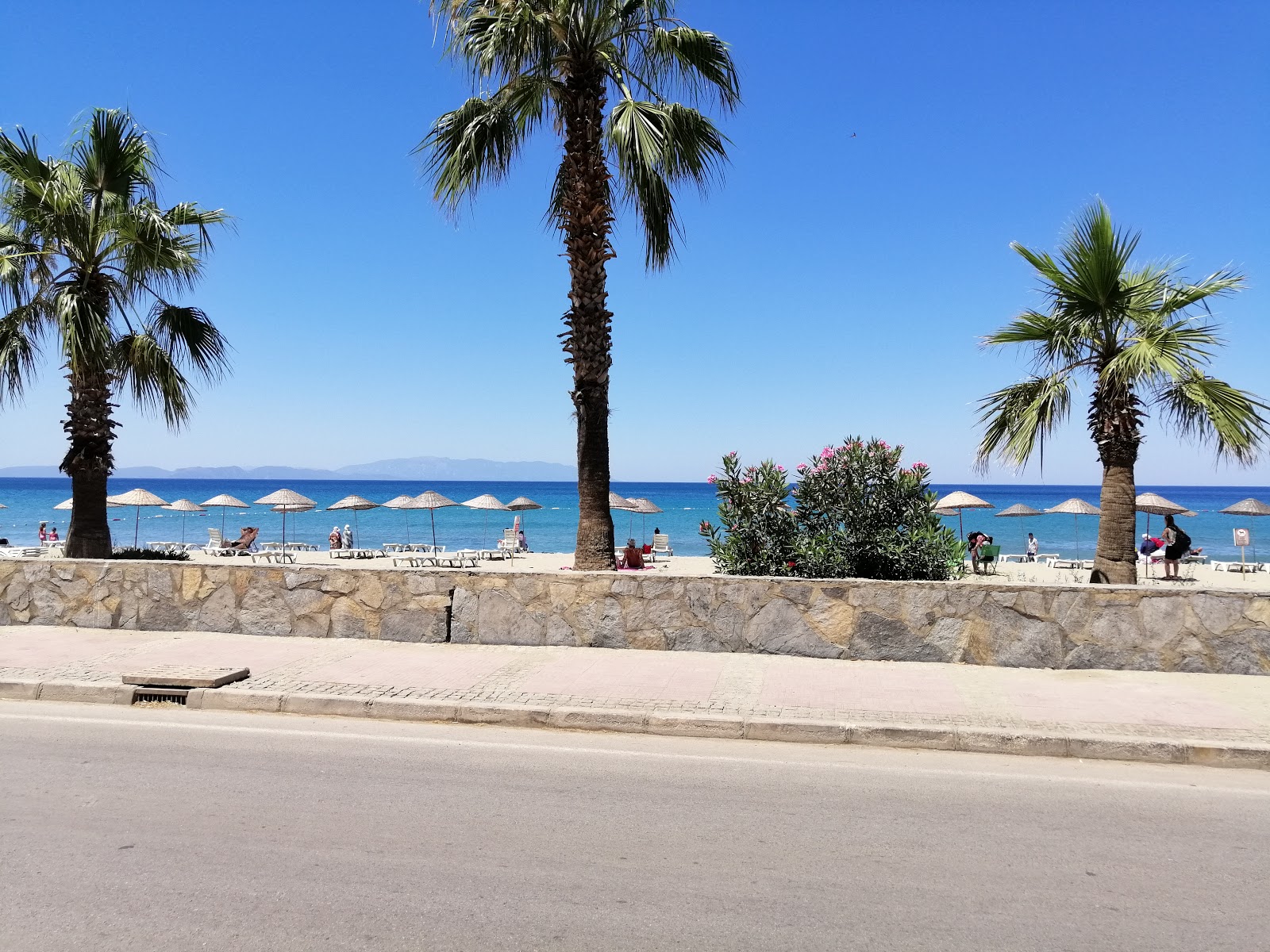 Foto av Pigale Stranden med något ren nivå av renlighet